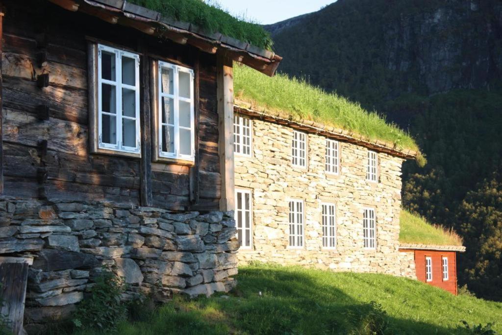Vassbakken Kro Og Camping Skjolden Eksteriør billede